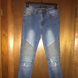 Biker Jeans